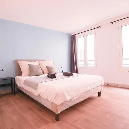 Royal De France 10 * Parigi
