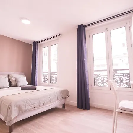 Hotel Royal De France 10 Parigi